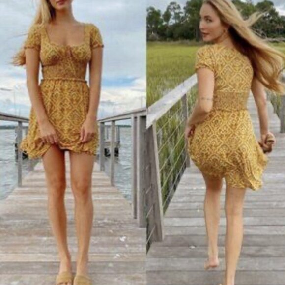 Urban Outfitters Yellow Dress Small Smocked Boho Floral Puff Sleeve Cottagecore - Picture 1 of 8